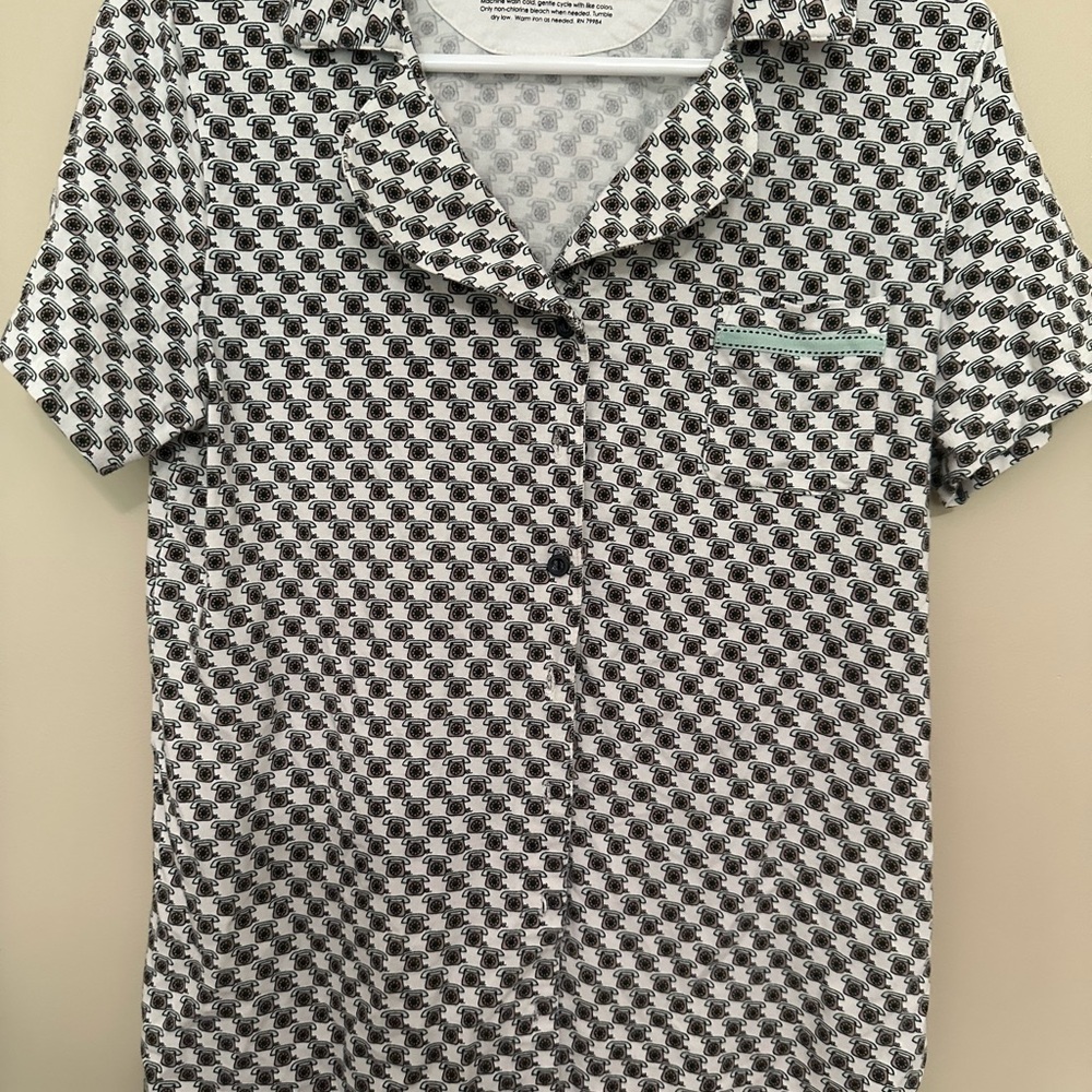 Soma Women’s button down pajama top- size M